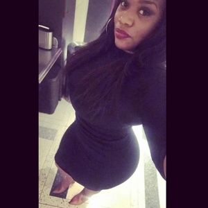 Meet your Posher, Folaké